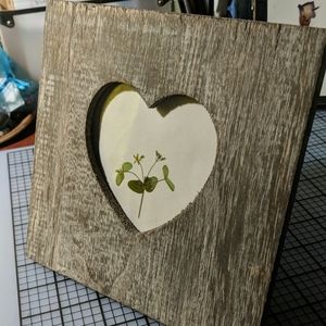 7in. Wood frame, heart, flower press, botanical